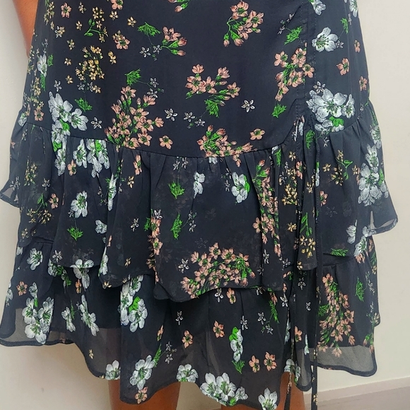 Floral sheer dress with layers & side ruching - Picture 7 of 11